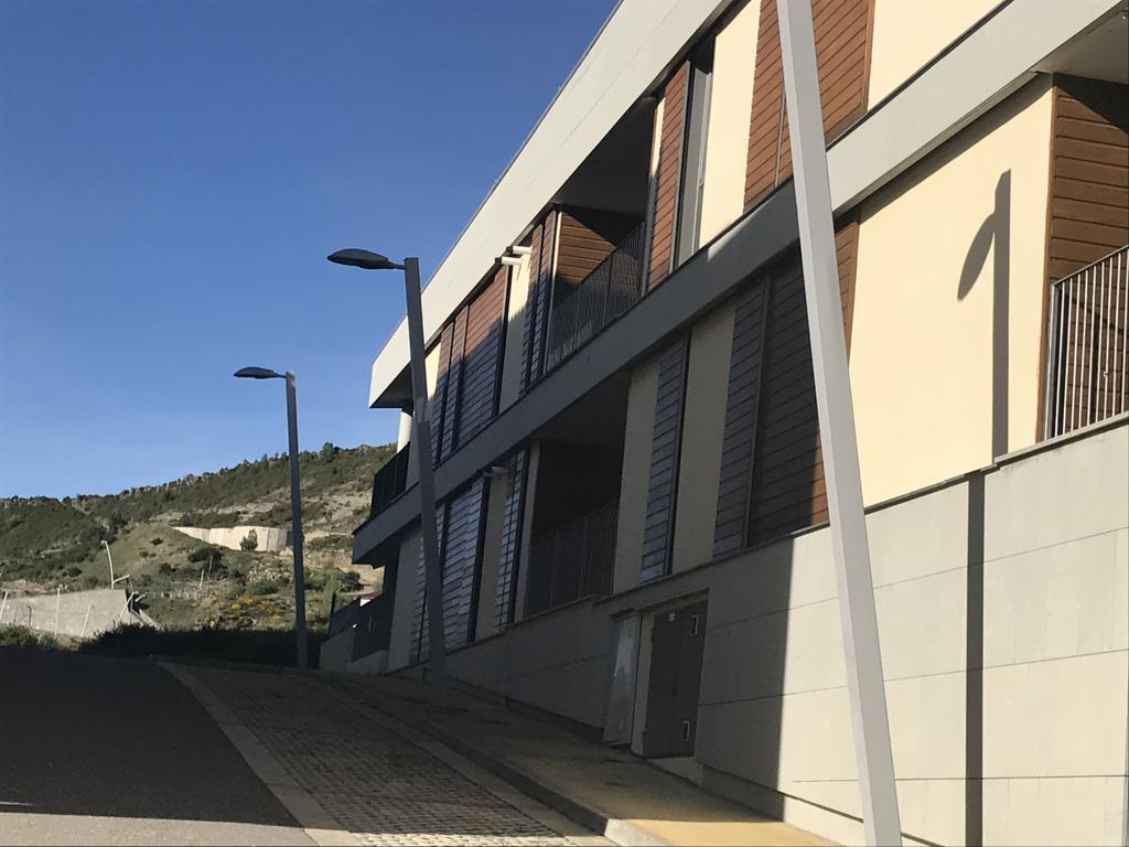Golf Y Nieve Sabinanigo Exterior foto